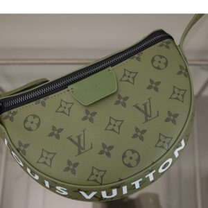 [국내배송]루이비통 수입고급 LV 문 크로스바디 신상입고