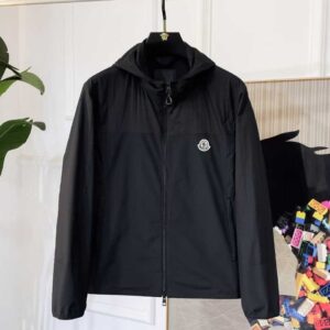 [국내배송]몽클레어 신상 코나 오뚜기패치로고 바람막이 쟈켓