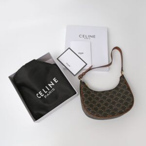 [국내배송]셀린느 트리옹프 아바백