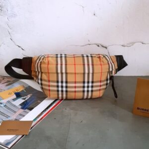 [국내배송]버버리 크로스백