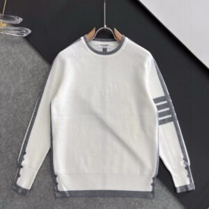 [국내배송]톰브라운 4bar 라인 배색 라운드 니트