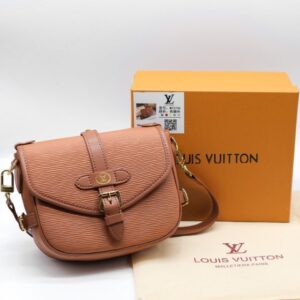 [국내배송]루이비통 NEW 소뮈르 BB 에피 꼬냑 브라운