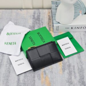 [국내배송]보테가 베네타 지퍼 카드 케이스