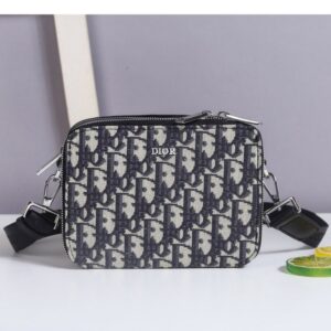 [국내배송]디올 투지퍼백