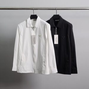 [국내배송]프라다 삼각레더패치 집업 바람막이