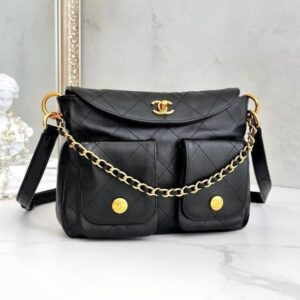 [국내배송]샤넬 24P 투포켓 라지 호보백 AS4668