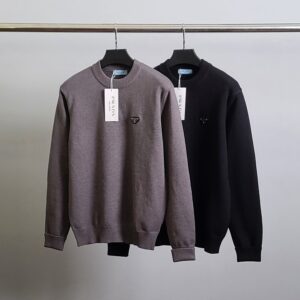 [국내배송]프라다 로고와펜 울 니트