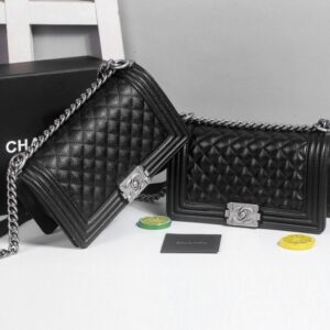 [국내배송]샤넬 보이백 램스킨 /캐비어